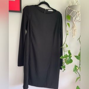 🖤Sleek Black Dress with Long Sleeves by Vince 🖤